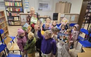 W bibliotece- Motylki (1)